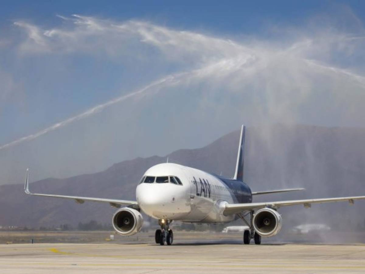 Latam Airlines pierde US$90 millones a junio y revisa su plan de requerimientos de flota