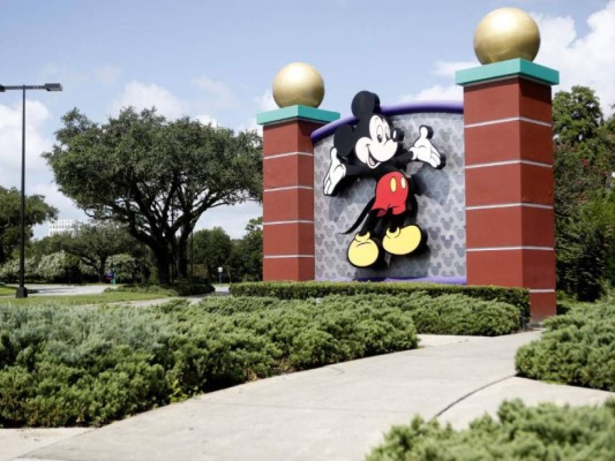 Blogueros de Disney recaudan casi US$50.000 para desempleados de parques de Florida
