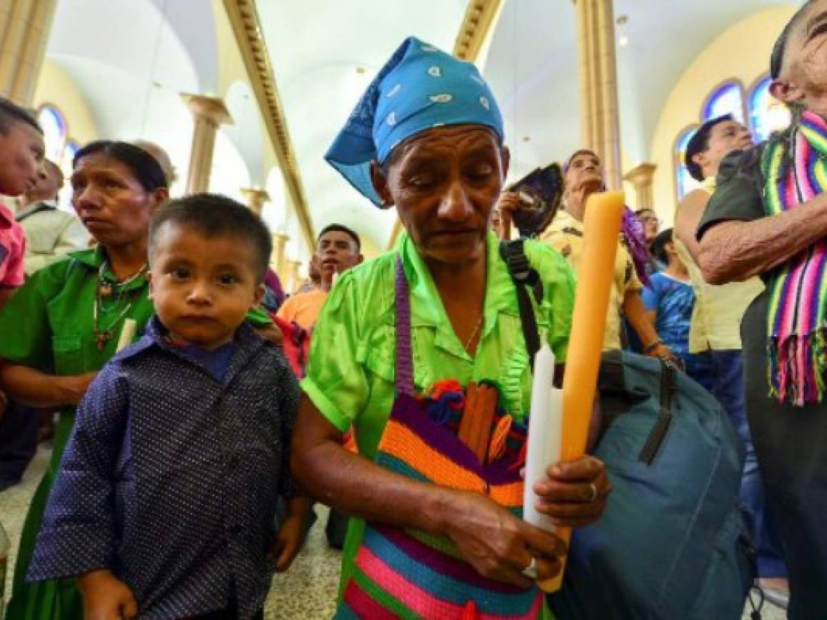Oración en Honduras por los miles de migrantes que salen del país