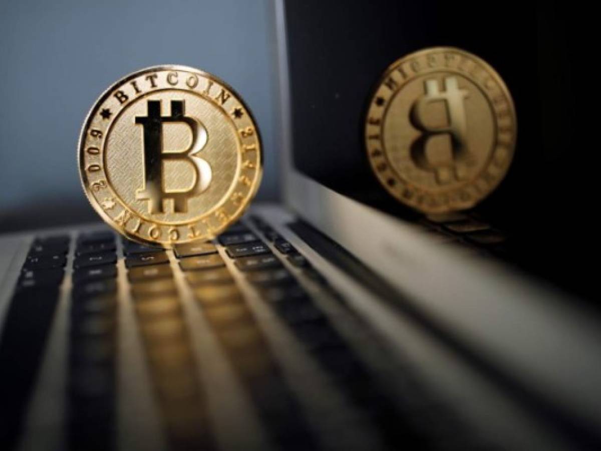 El Bitcoin rompe los US$30.000 a medida que el rally se extiende hasta el año nuevo