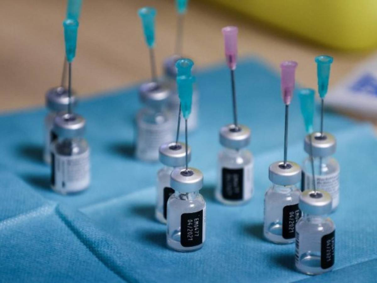 OMS lamenta que 10 países concentren el 95% de vacunas contra covid-19