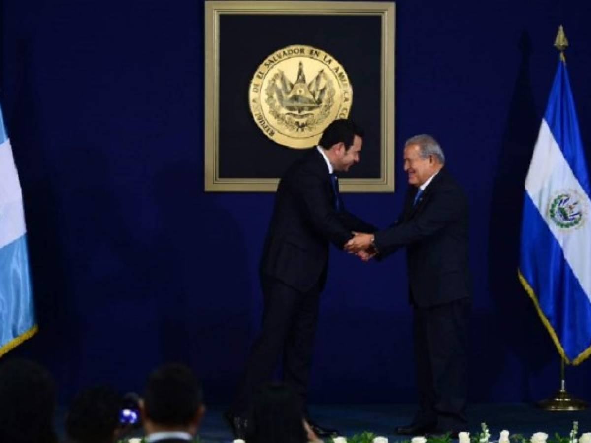 Guatemala aboga por unión aduanera con El Salvador
