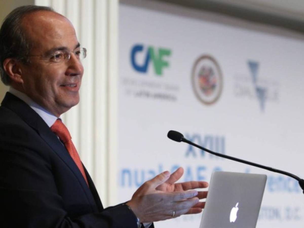Conferencia CAF: urge apertura económica y más democracia en América Latina