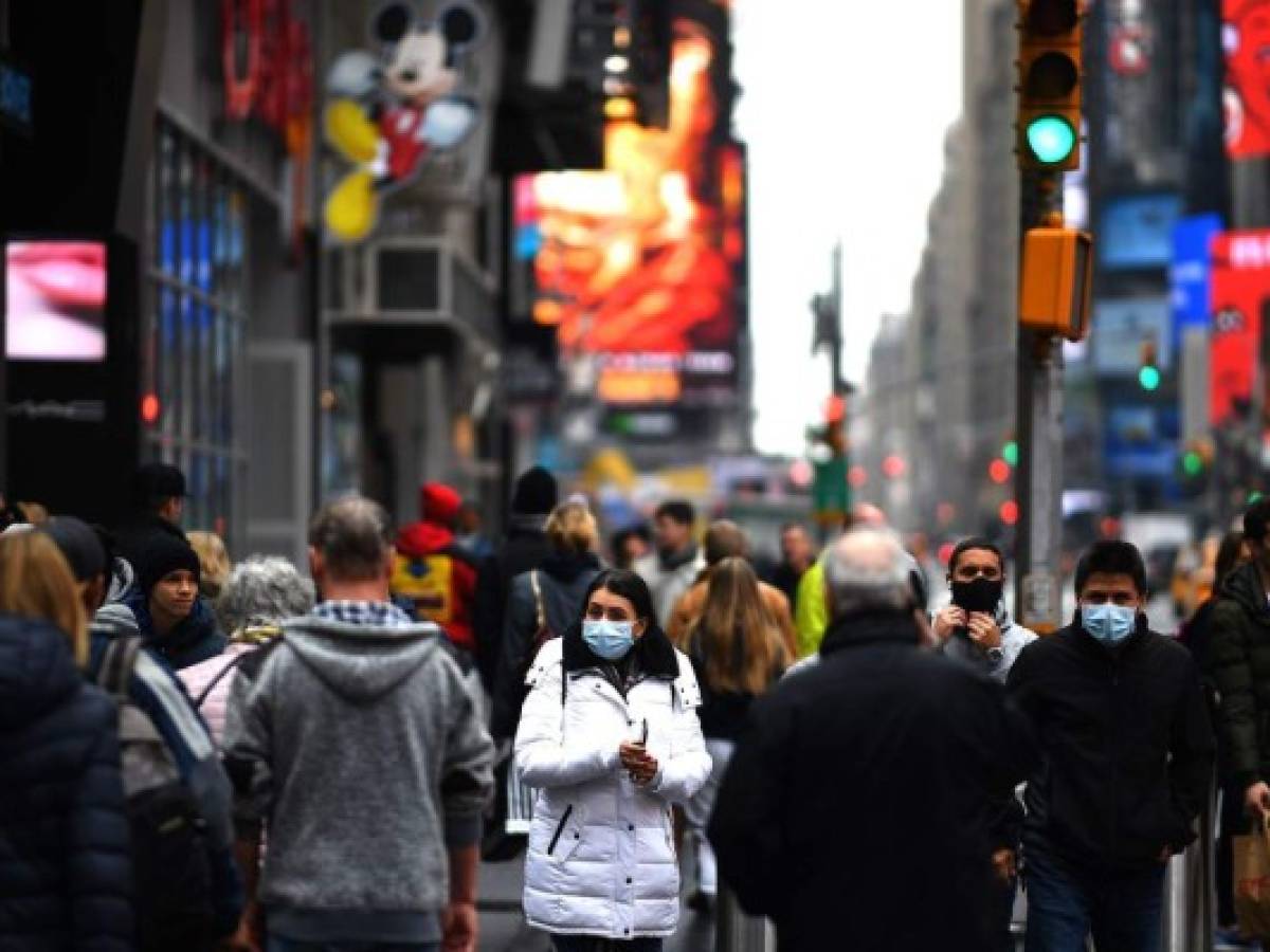 Nueva York planea vacunar a turistas que lo deseen
