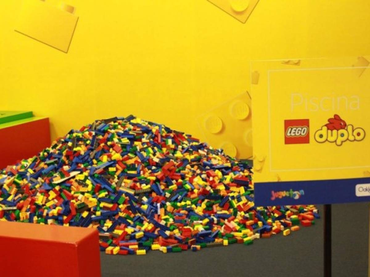 'ZONA DE ACTIVIDADES LEGO®” llena Oakland Mall de creatividad