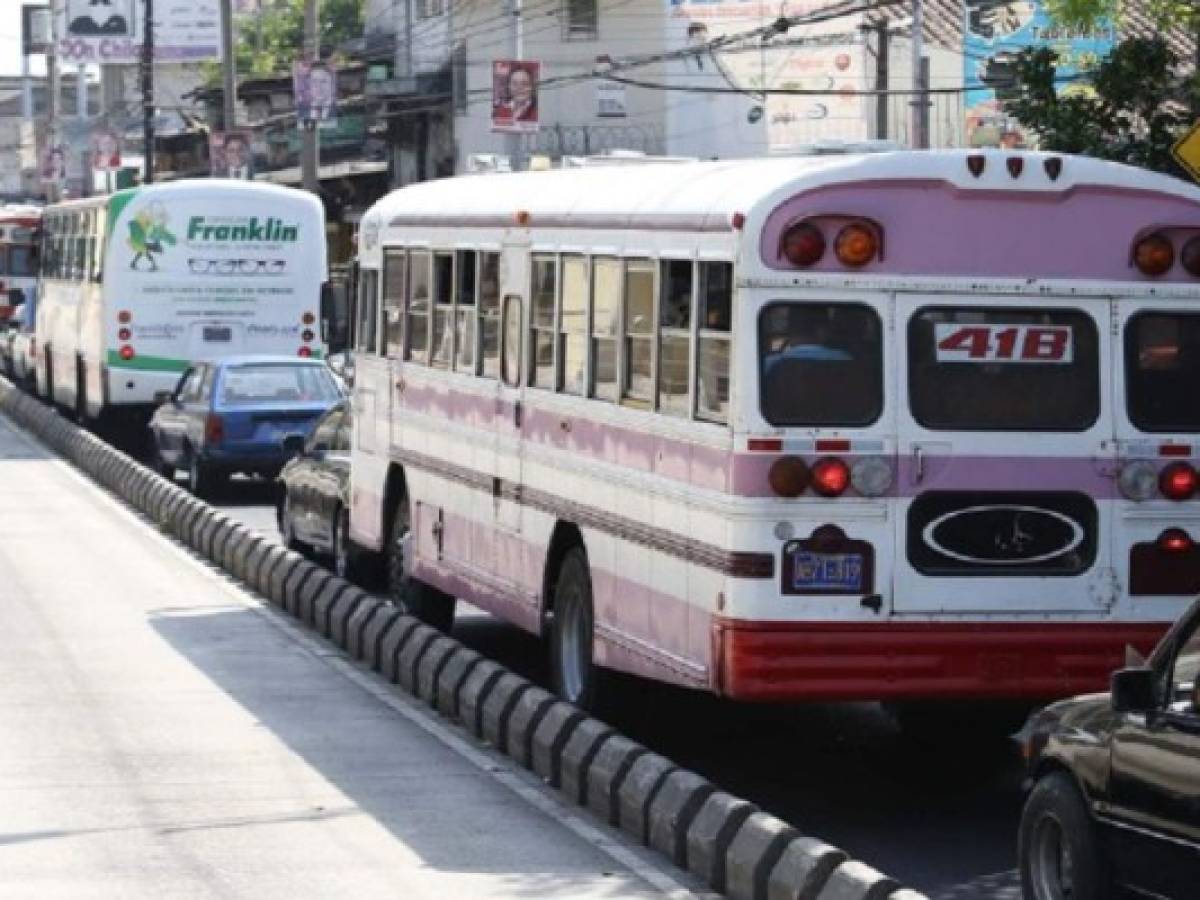Pandillas ordenan paro de transporte en El Salvador