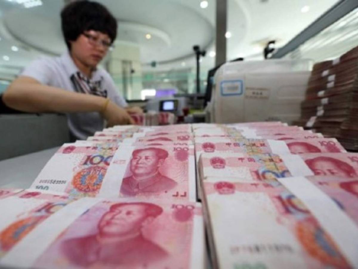 Moody's rebaja la perspectiva de la deuda pública china