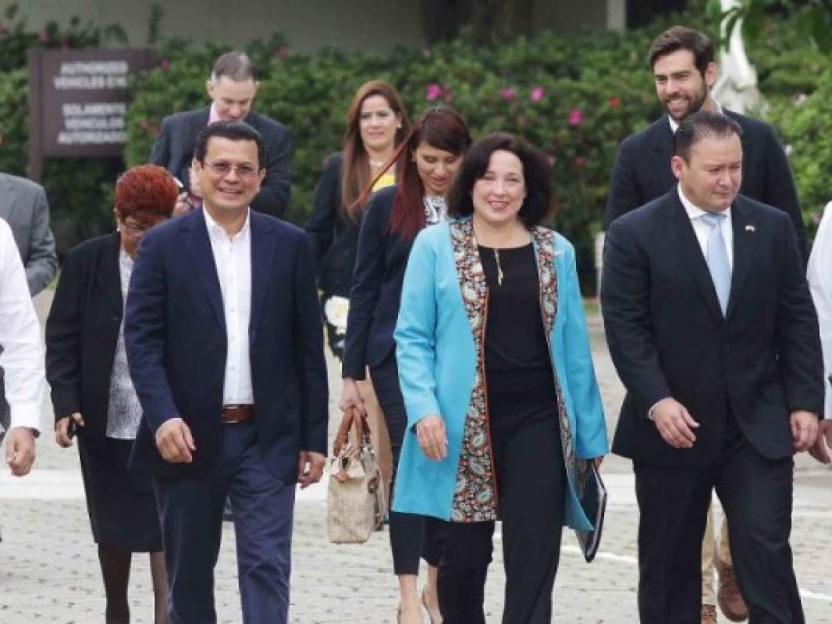 La cumbre servirá para afinar la cooperación interinstitucional entre los estados centroamericanos y con países como EE.UU., México o Colombia, entre otros. La cumbre servirá para afinar la cooperación interinstitucional entre los estados centroamericanos y con países como EE.UU., México o Colombia, entre otros.