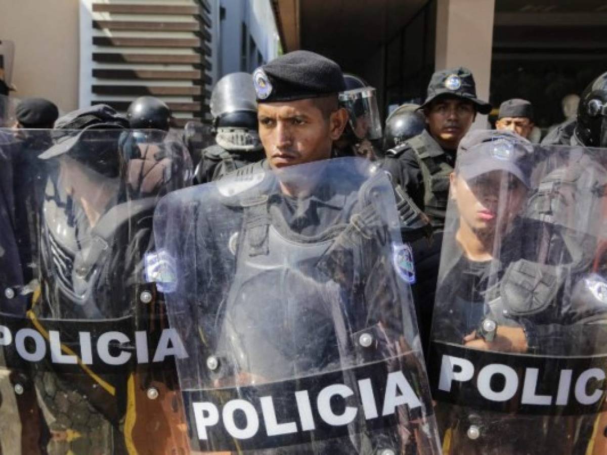 Nicaragua: Gobierno cede y libera a unos 30 opositores arrestados el domingo
