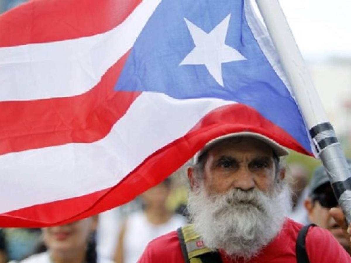 Puertorriqueños votan por anexión a EEUU en referendo con alta abstención