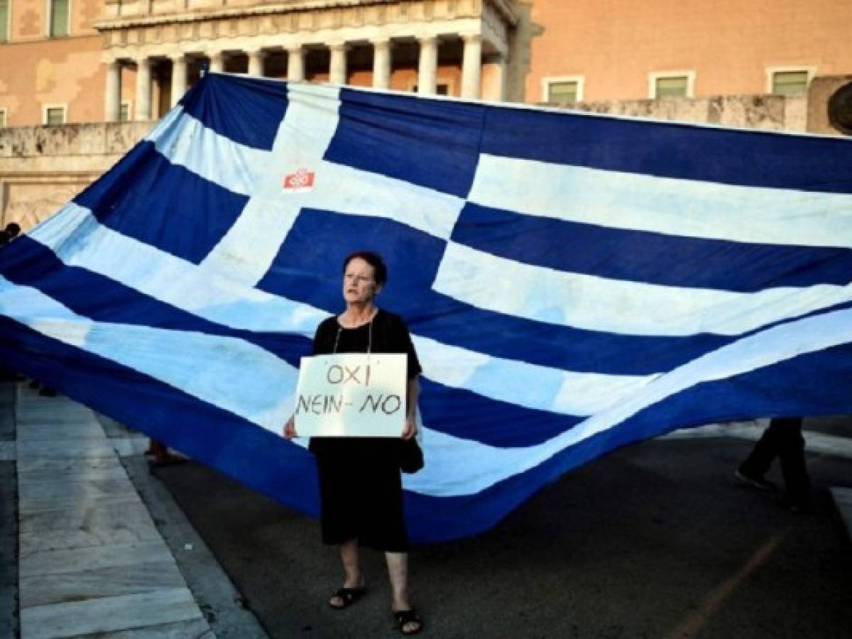 Tsipras llama al 'no' en el referendo, FMI estudiará nueva propuesta