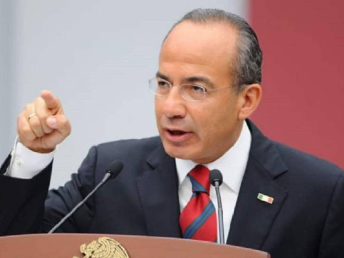 Felipe Calderón visita Honduras
