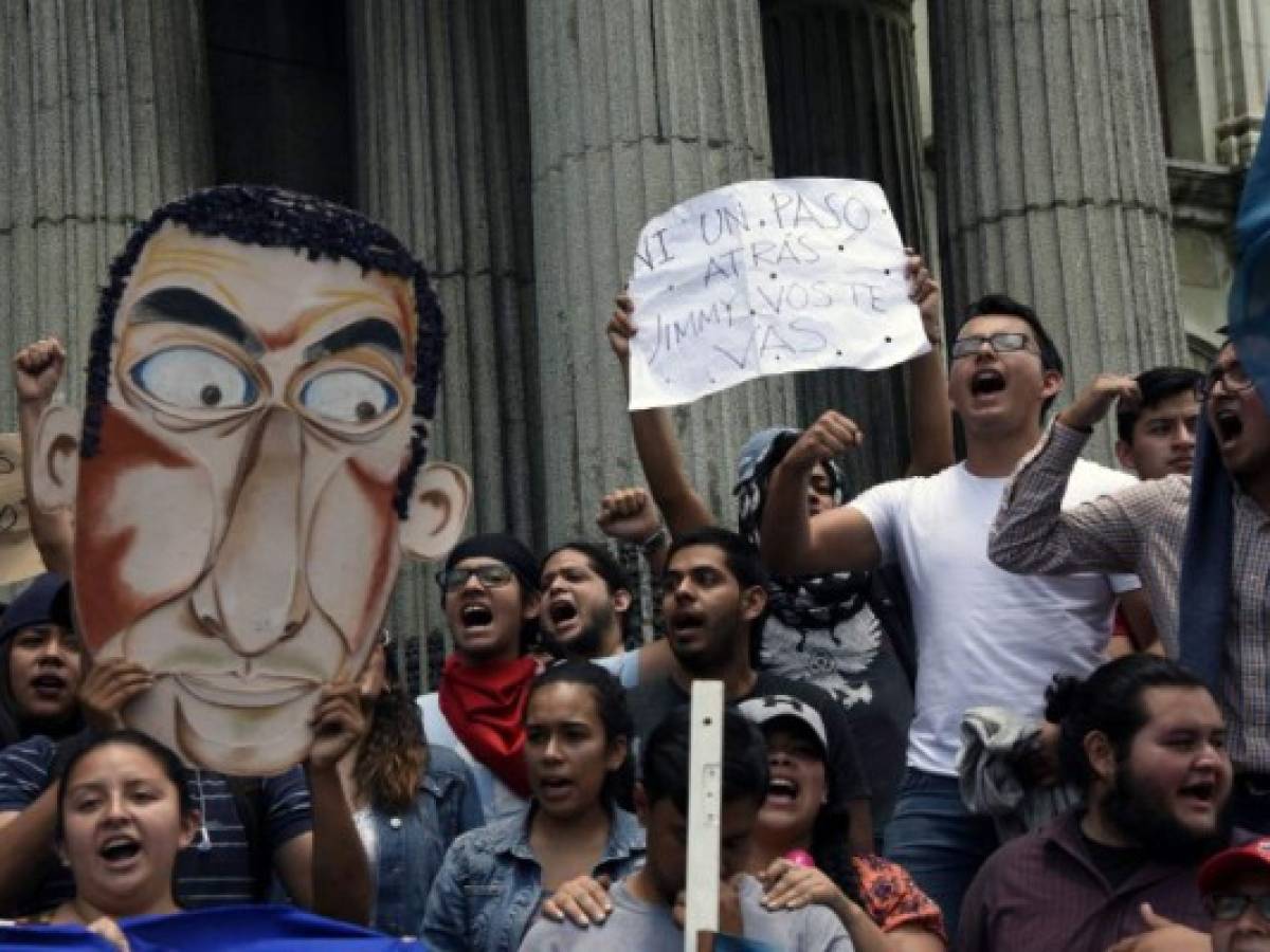 Guatemala: Corte acepta proceso para levantar inmunidad de Jimmy Morales