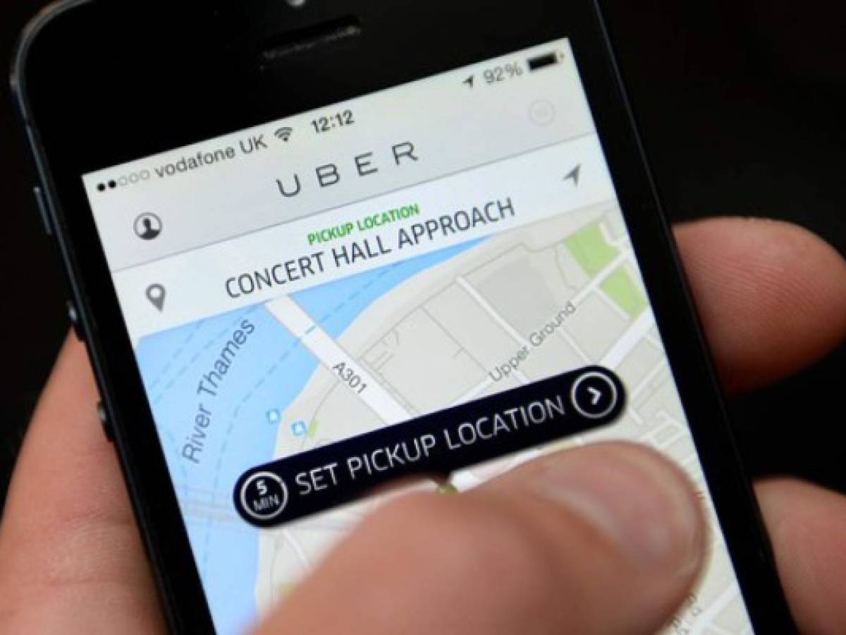 Uber cobrará los minutos que tengas esperando al conductor