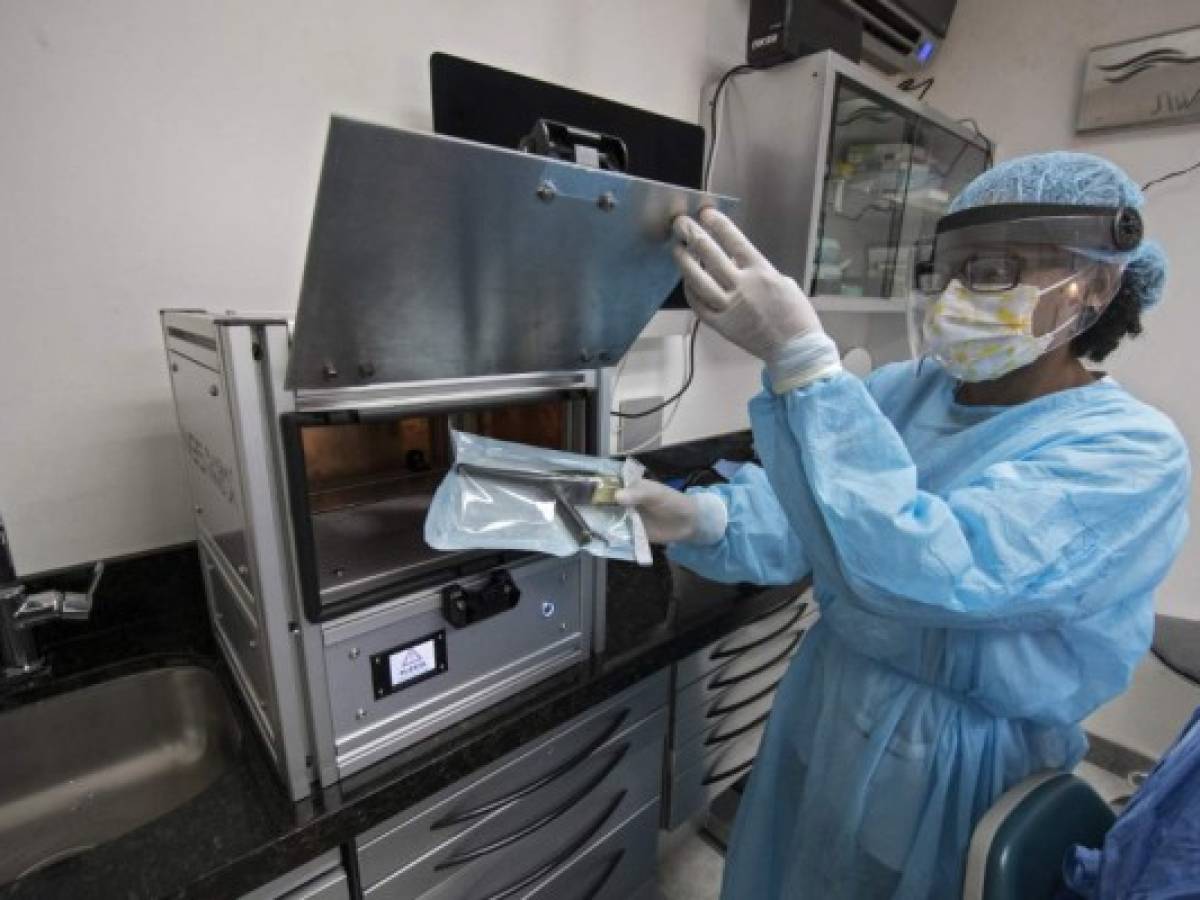 Científicos de Costa Rica desarrollan cámara para desinfectar mascarillas contra covid-19