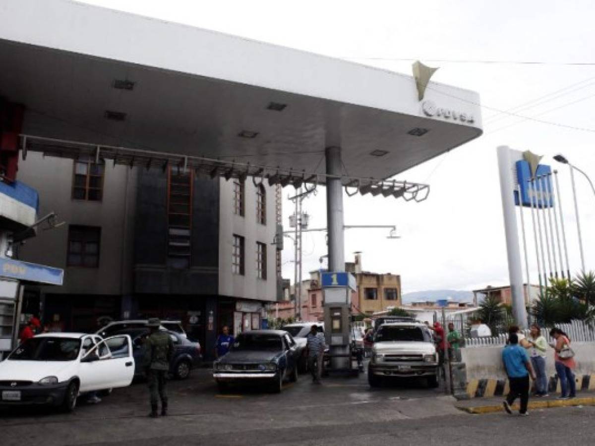Venezuela: Incertidumbre marca lanzamiento de nuevo sistema de cobro de gasolina