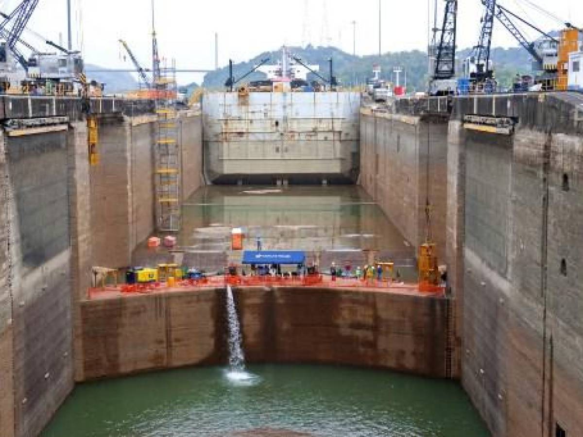 Obras de mantenimiento buscan darle otros 100 años de vida al Canal de Panamá