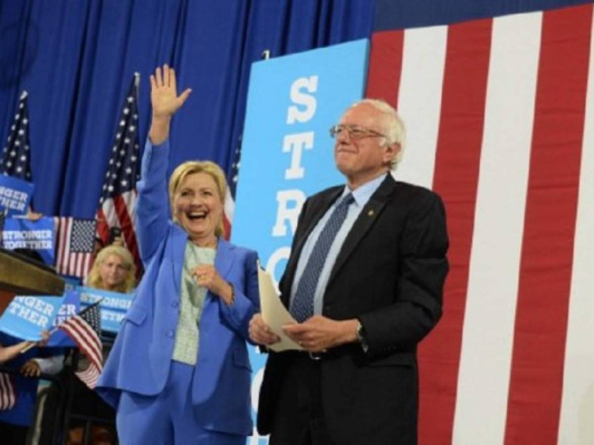 Sanders apoya finalmente a Clinton para presidenciales de EE.UU.