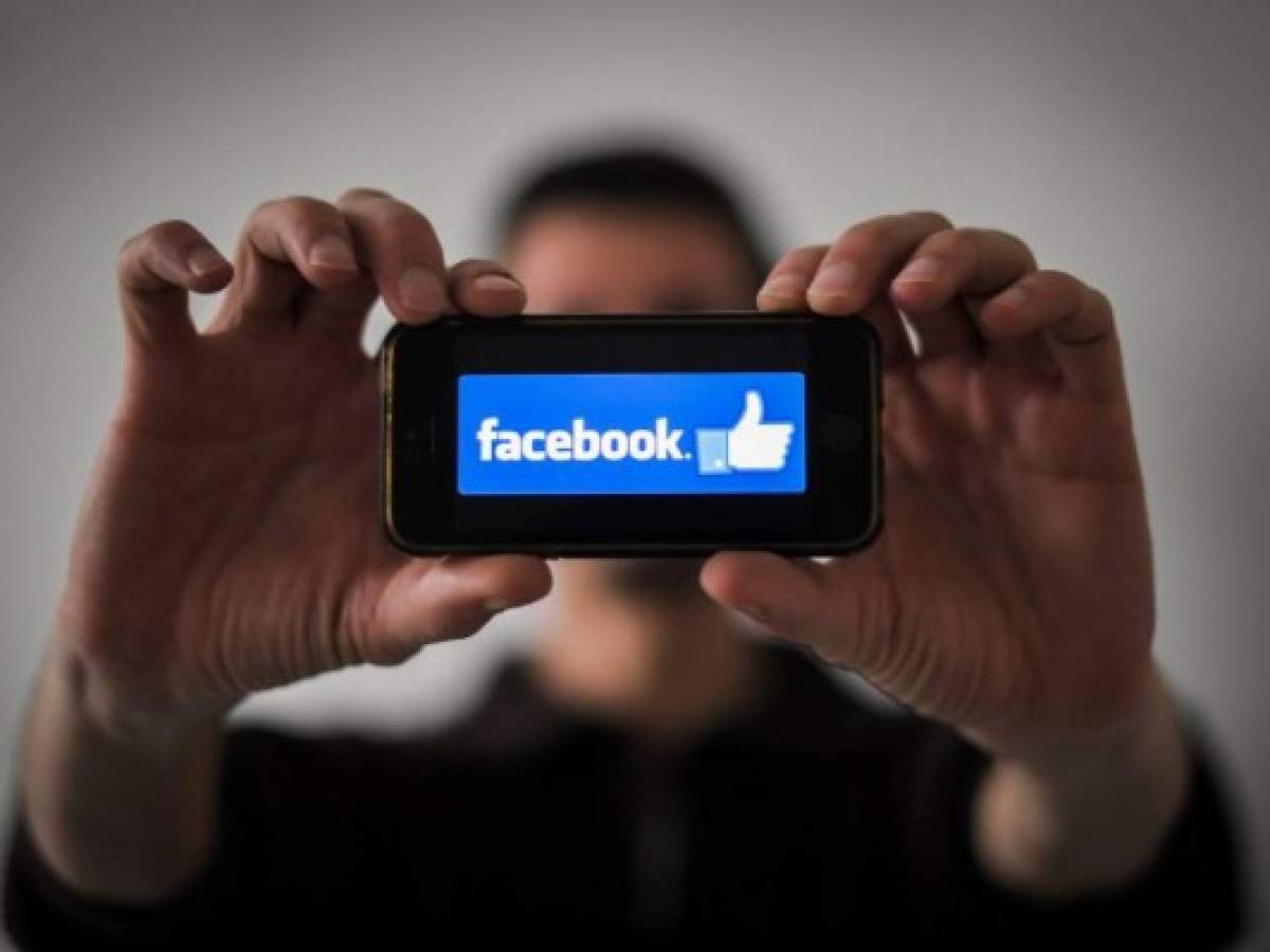 Investigan a Facebook por recolectar contactos de usuarios sin permiso
