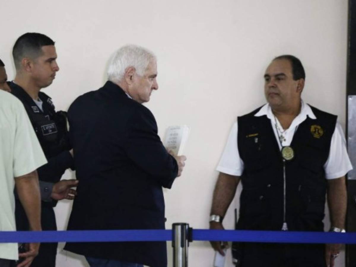 Panamá: Martinelli exige compensación de US$5 millones por 'injurias'