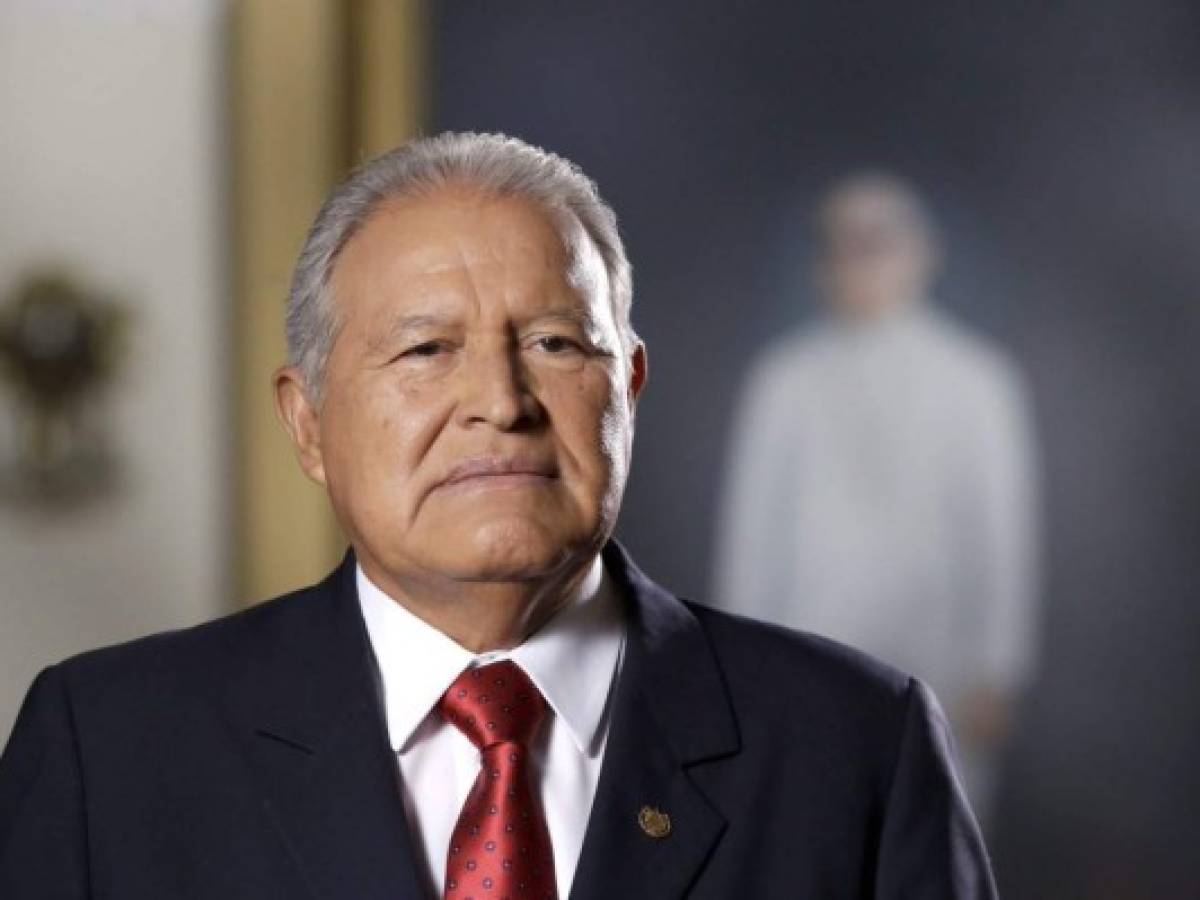 El Salvador: Asamblea recorta US$56 millones a 26 instituciones para salir de impago