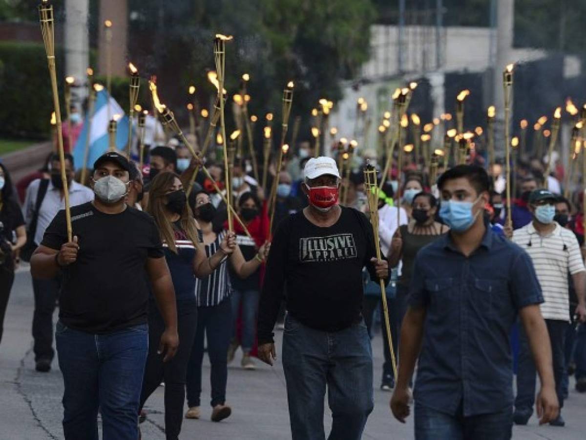 Honduras: Decenas de ciudadanos marchan en contra de las 'ciudades modelo'