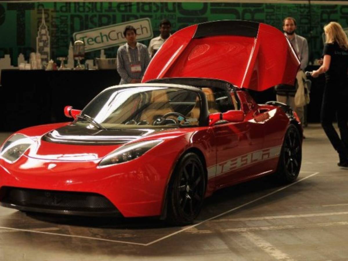 NEW YORK, NY - MAY 25: View of the Tesla Roadster at TechCrunch Disrupt New York May 2011 at Pier 94 on May 25, 2011 in New York City. Joe Corrigan/Getty Images for AOL/AFP