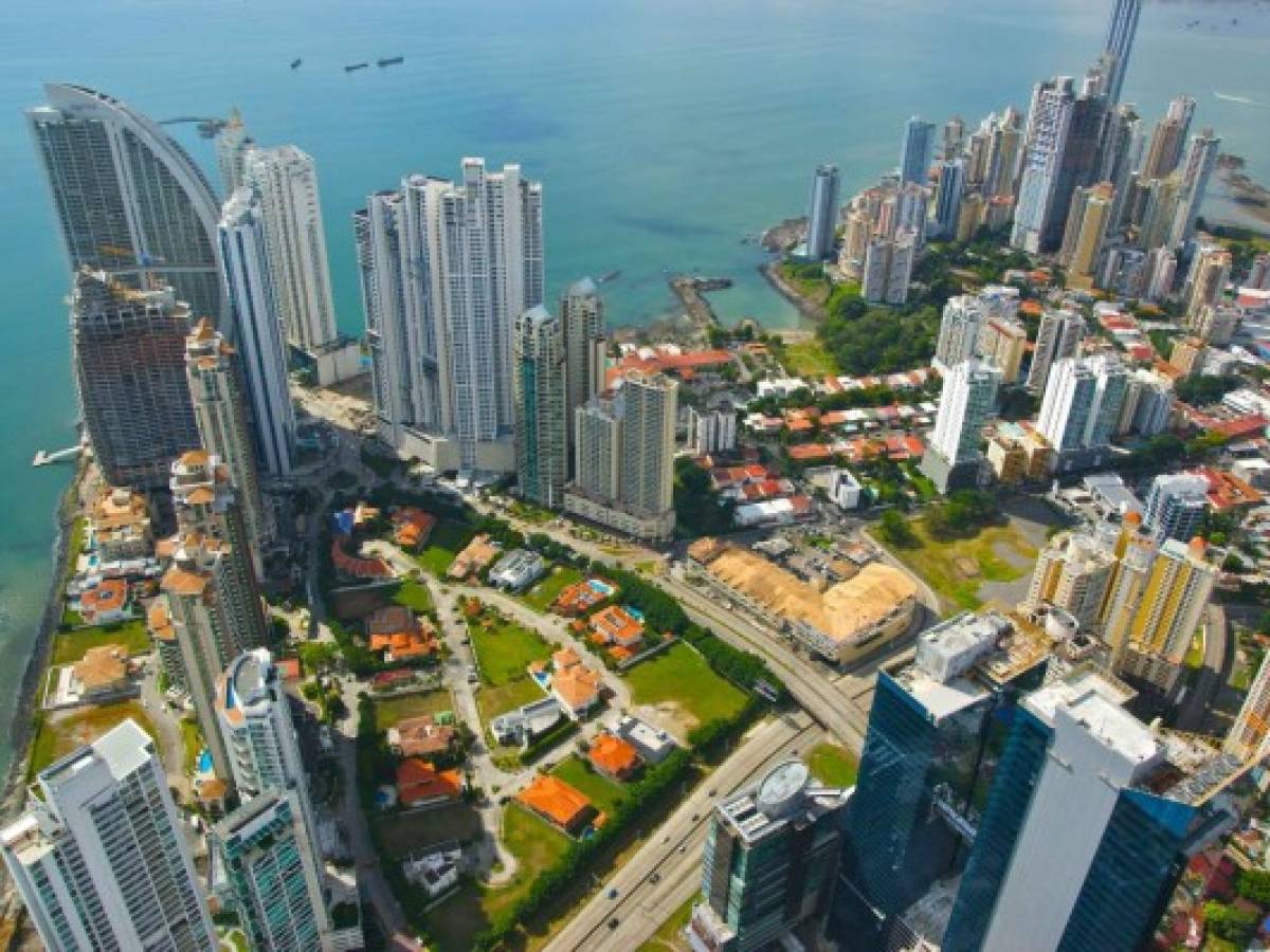 Panamá investiga a 50 empresas por evasiones mayores a US$1 millón