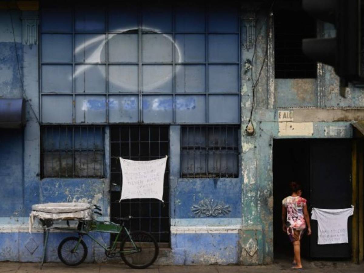 Gobierno de El Salvador dice ‘aún no es tiempo de reabrir economía’