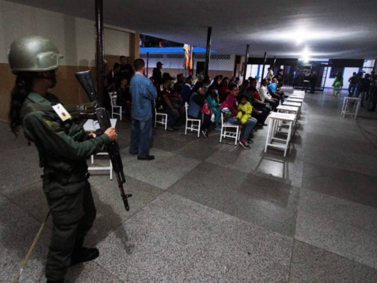 Venezuela: Maduro y opositores se midieron en las urnas tras meses de violencia