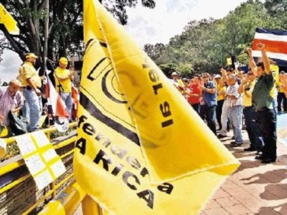 Costa Rica: trabajadores públicos defendienden sus salarios