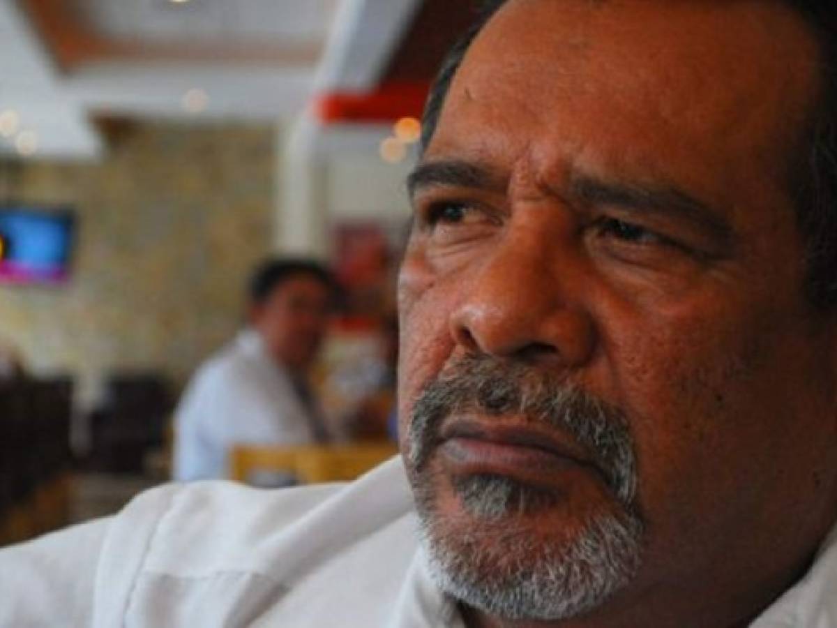 El Salvador: Raúl Mijango, exmediador de tregua pandillera, sale de la cárcel