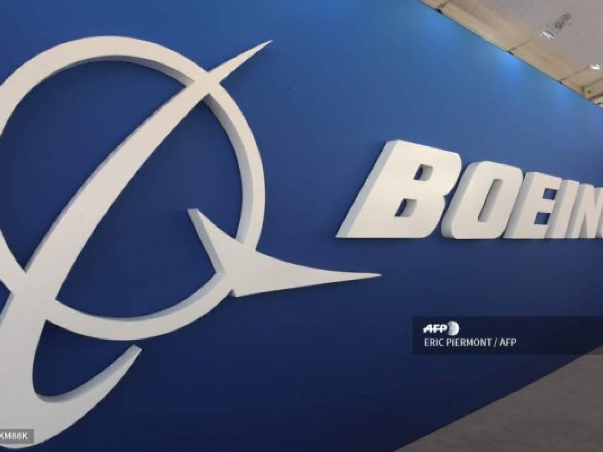 Boeing calculó mal reacción de pilotos del 737 MAX frente a alarmas