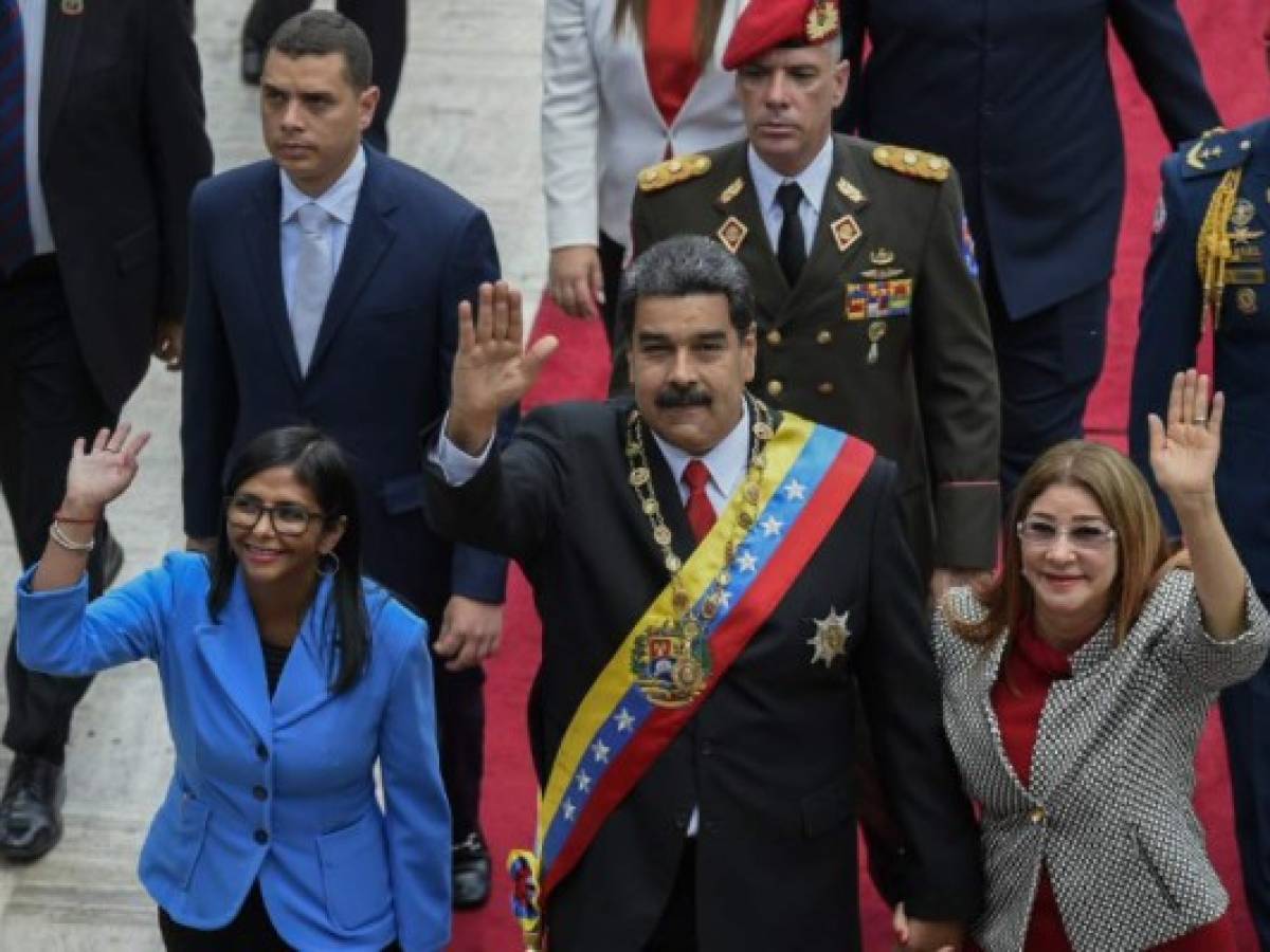 EEUU impone sanciones financieras al entorno de Nicolás Maduro