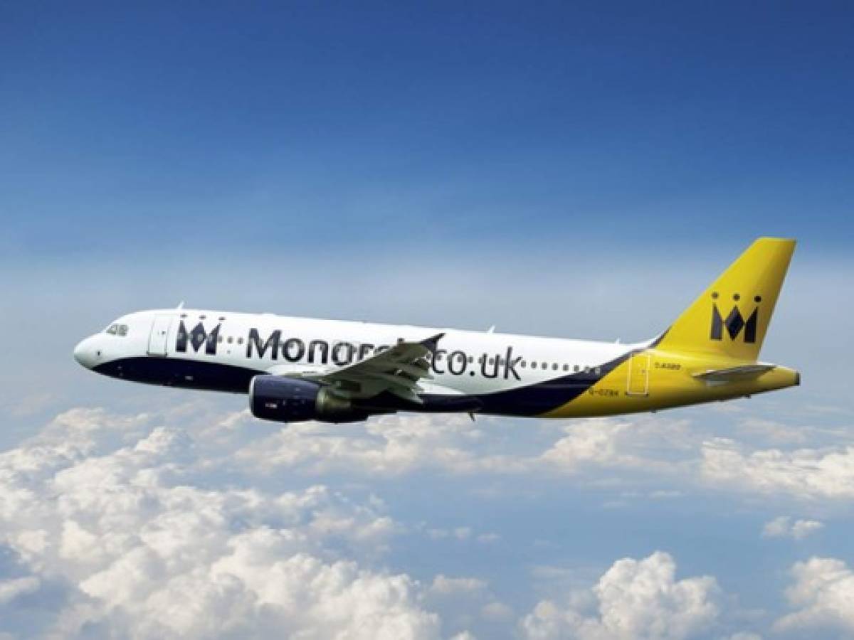 La quiebra de la aerolínea Monarch deja varados a 110.000 pasajeros