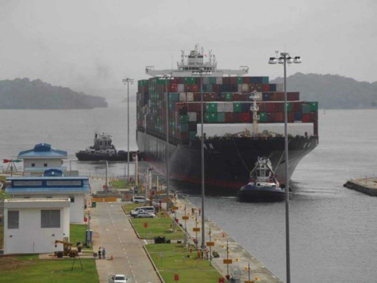 Panamá: Tránsito en el canal crece con repunte del comercio global