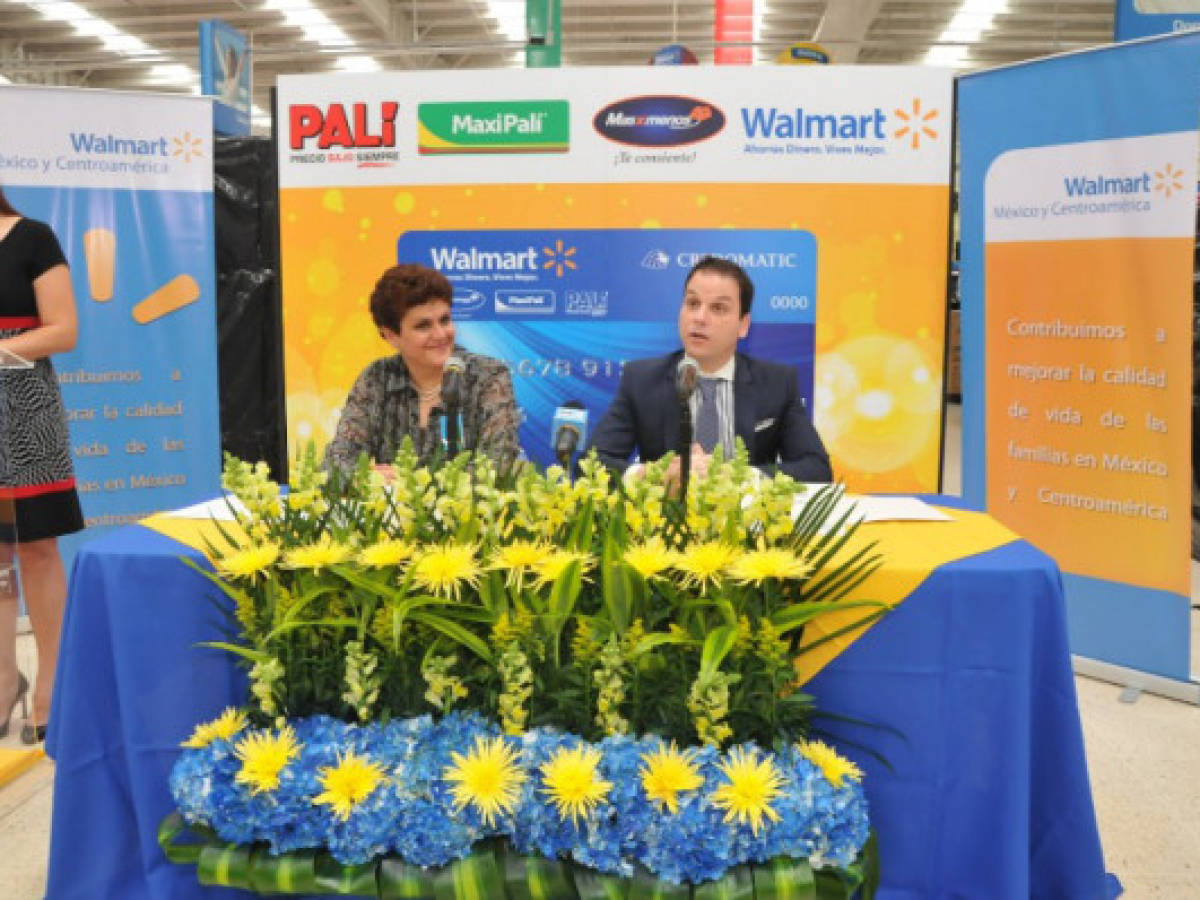 Costa Rica: Walmart y Credomatic lanzan tarjeta de crédito