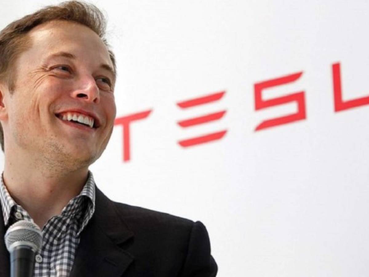 ¿Podría ser Elon Musk (Tesla) el nuevo salvador de Apple?