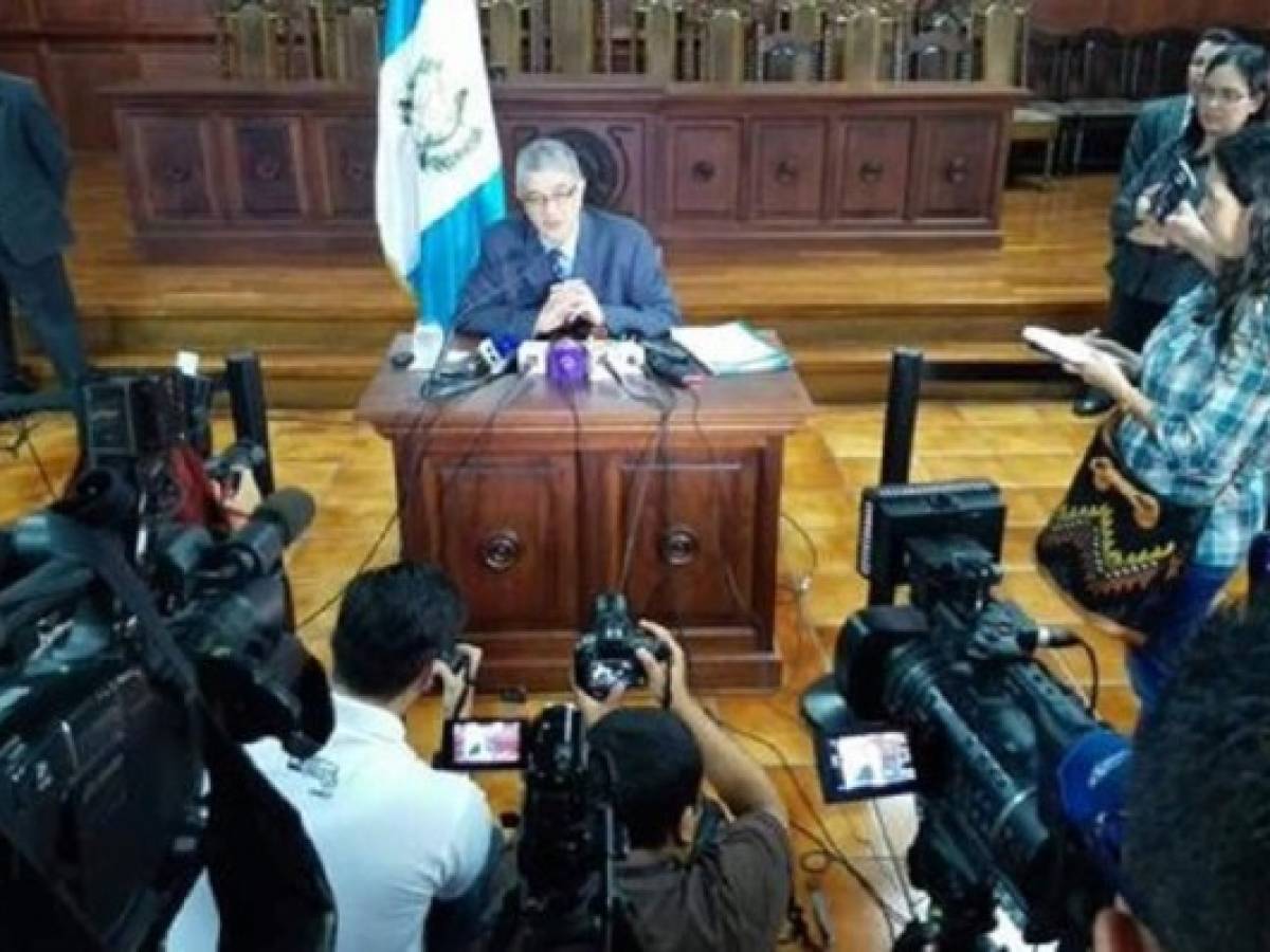 Corte de Constitucionalidad suspende antejuicio contra Otto Pérez
