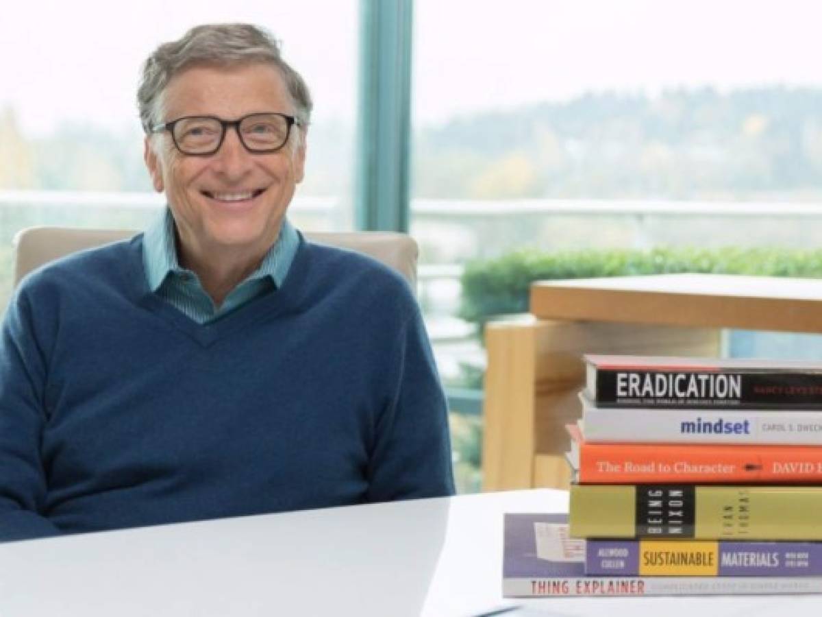 5 libros que Bill Gates recomienda leer para fortalecer tus metas