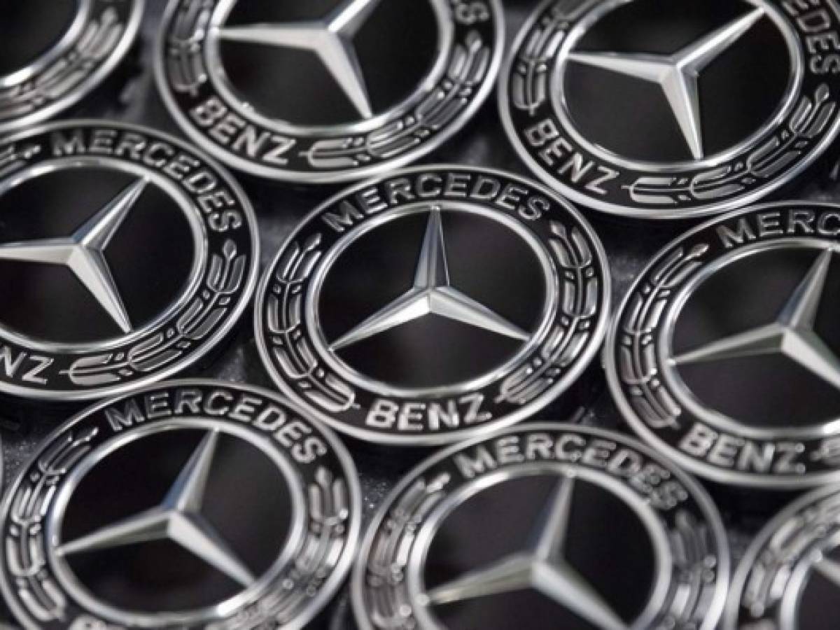 Daimler anuncia recorte de al menos 10.000 empleos en el mundo