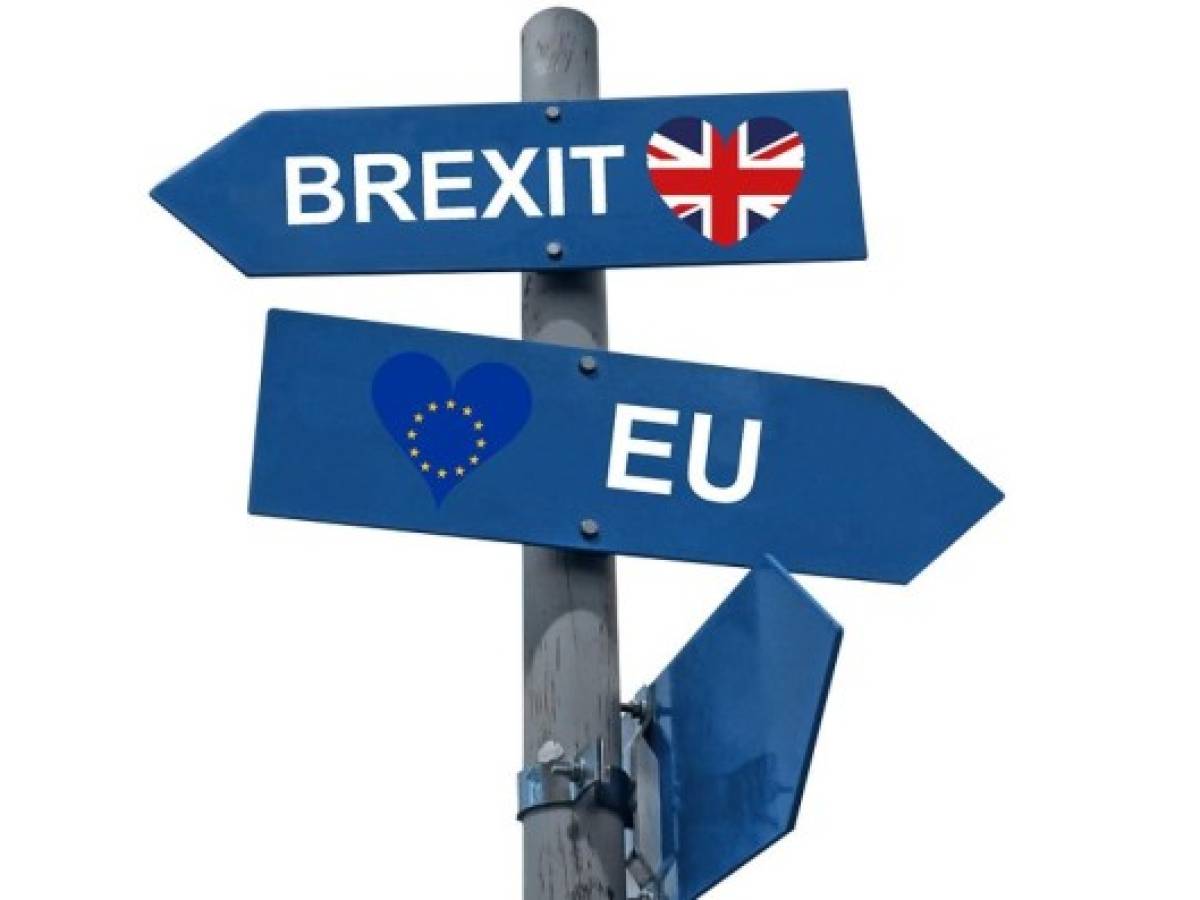 Londres y Bruselas alcanzan un 'proyecto de acuerdo' sobre el Brexit