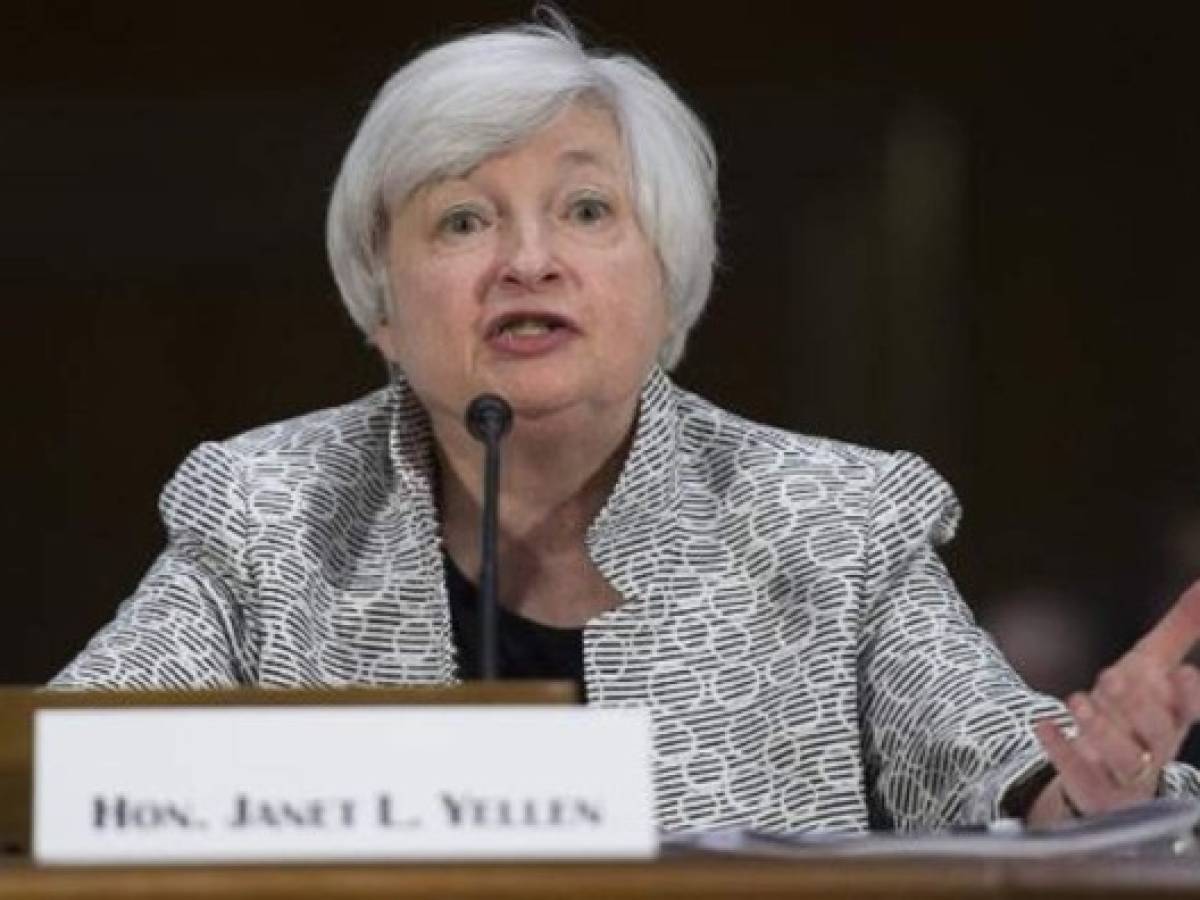 EE.UU: Reserva Federal reduce previsiones de crecimiento