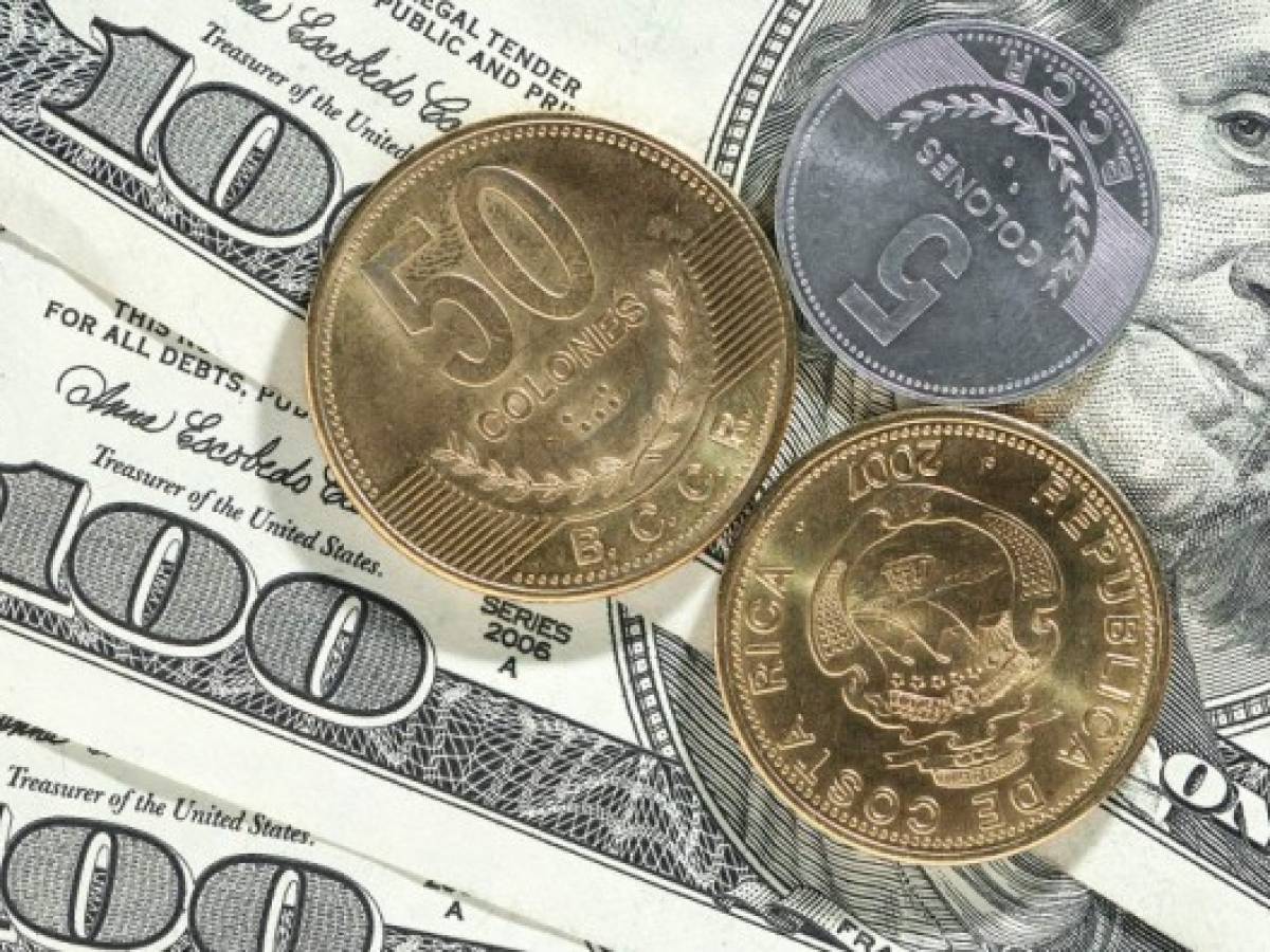 Banco Central de Costa Rica anuncia intervención y baja el dólar