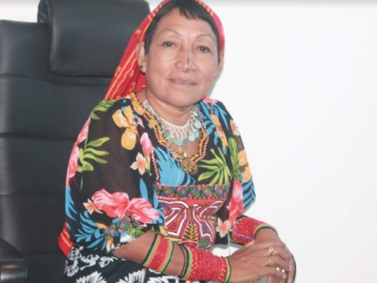 Petita Ayarza: Líder indígena, primera diputada panameña de Guna Yala