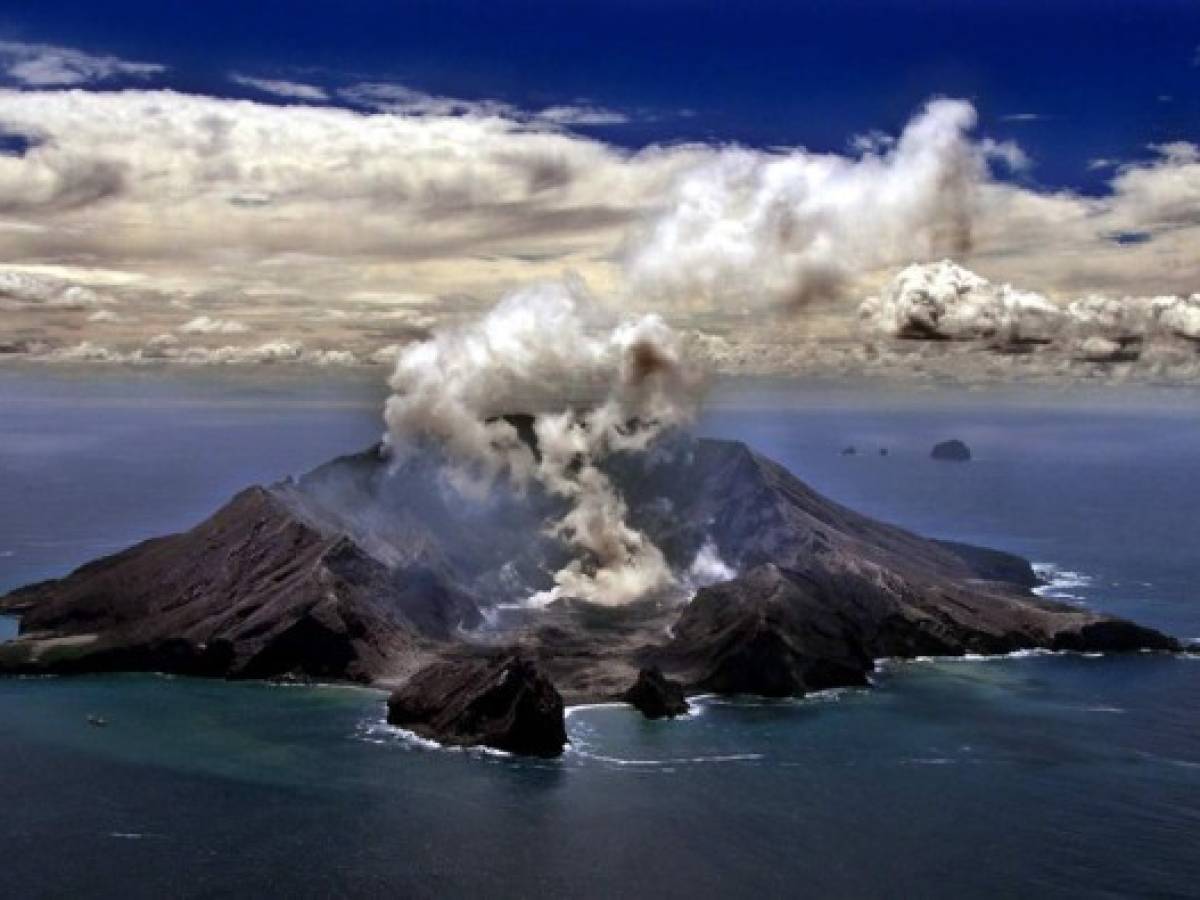 Nueva Zelanda: Muertos y desaparecidos por erupción de volcán