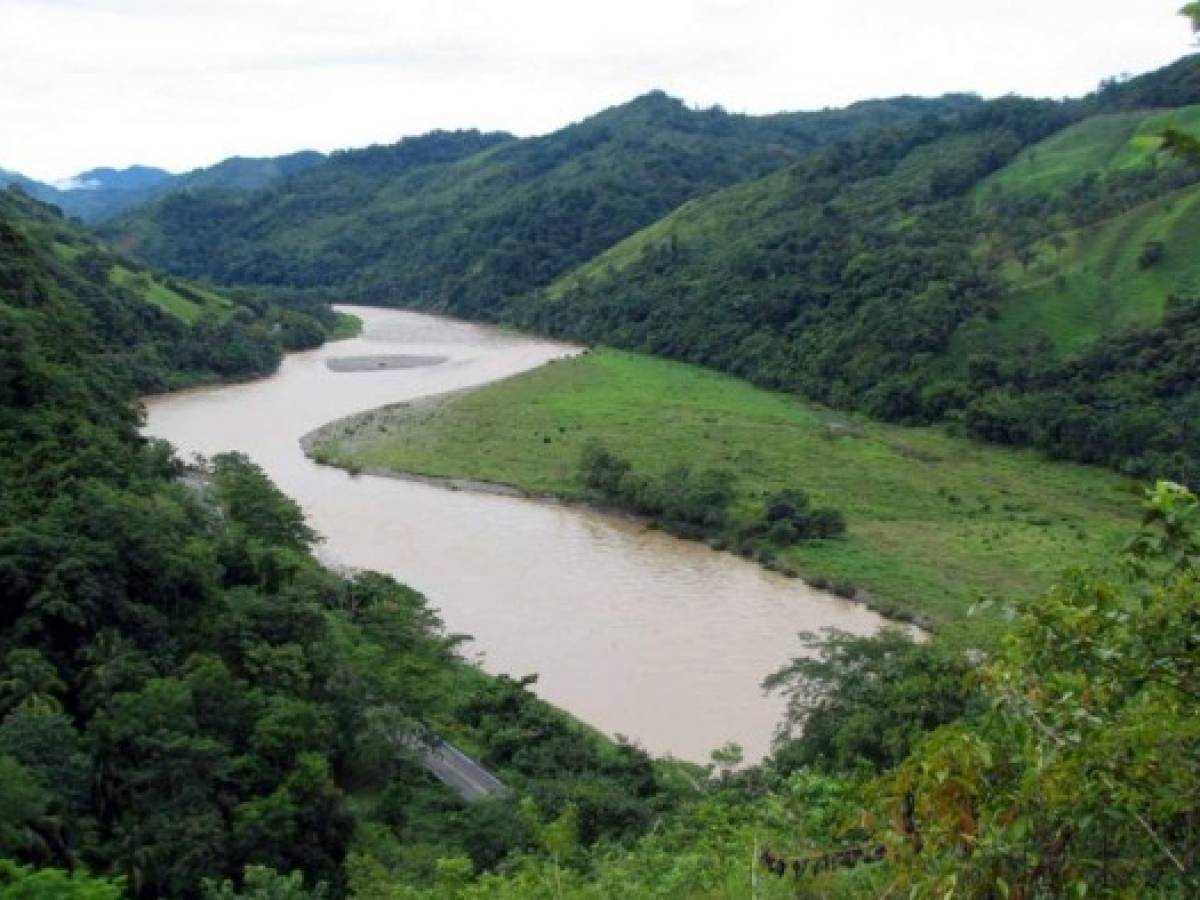 Costa Rica cancela construcción de la mayor hidroeléctrica de Centroamérica