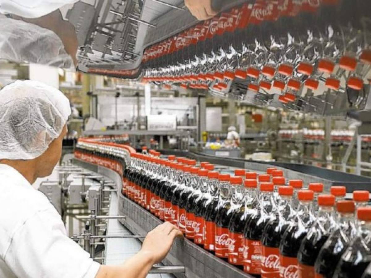 The Coca-Cola Co. busca nuevo socio embotellador en Honduras y El Salvador