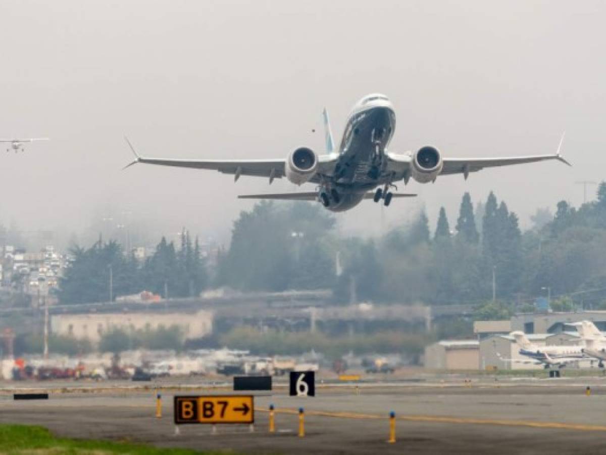 Boeing: Demanda de aviones de pasajeros será baja por pandemia