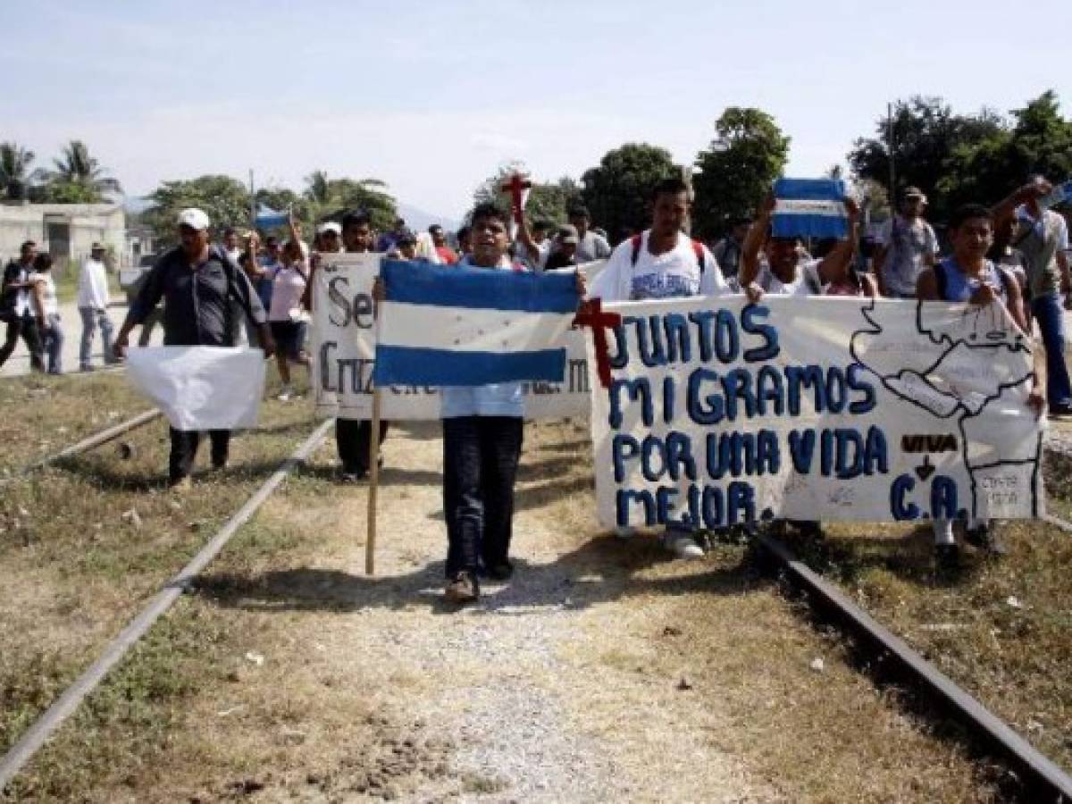 El Salvador lamenta decisión de EE.UU. de deportar familias